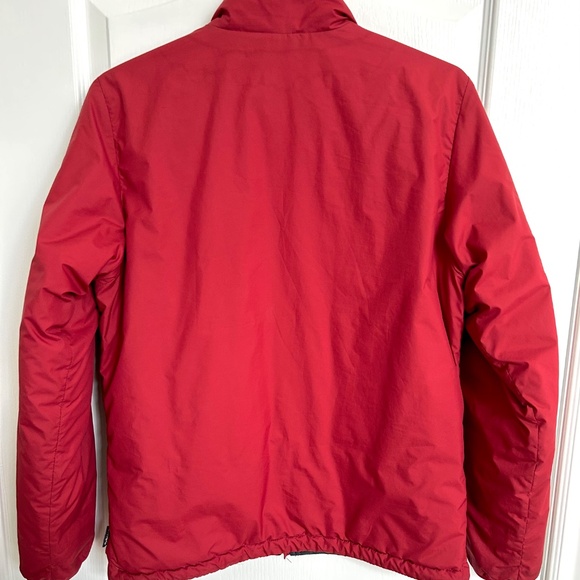Medium MEC Red Ladies Primaloft Insulated Zip up Jacket Mountain Equipment Co-op - Picture 4 of 11